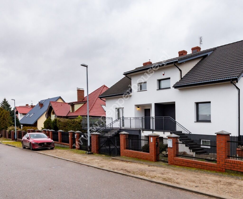 Dom na sprzedaż, pomorskie, Mosty, Jesionowa - zdjęcie ofertowe nr 2