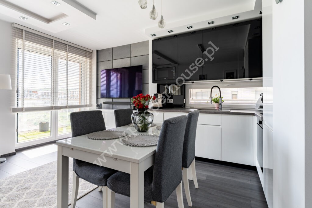 , pomorskie, Rumia, Jeziorna - listing photo no. 1